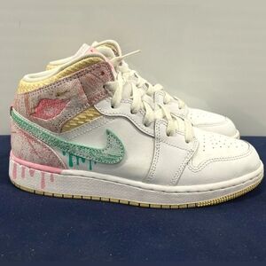 AIR JORDAN 1 MID SE "ICE CREAM" Kid's Size 3Y (+CERTIFICATE OF AUTHENTICITY)